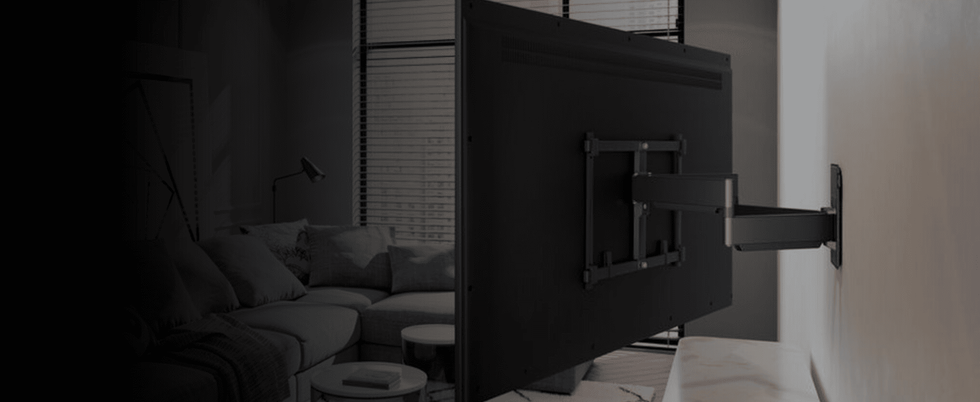 soporte-tv-dinon-instalado Televisor con soporte Dinon instalado en pared de salón de casa