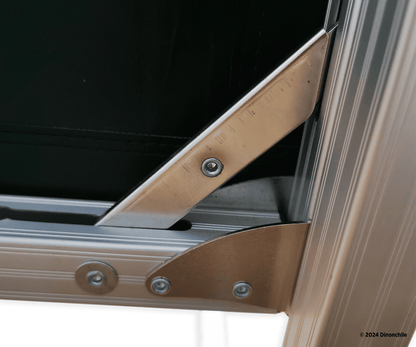 Refuerzo para bisagras de aluminio en telón mecano Dinon